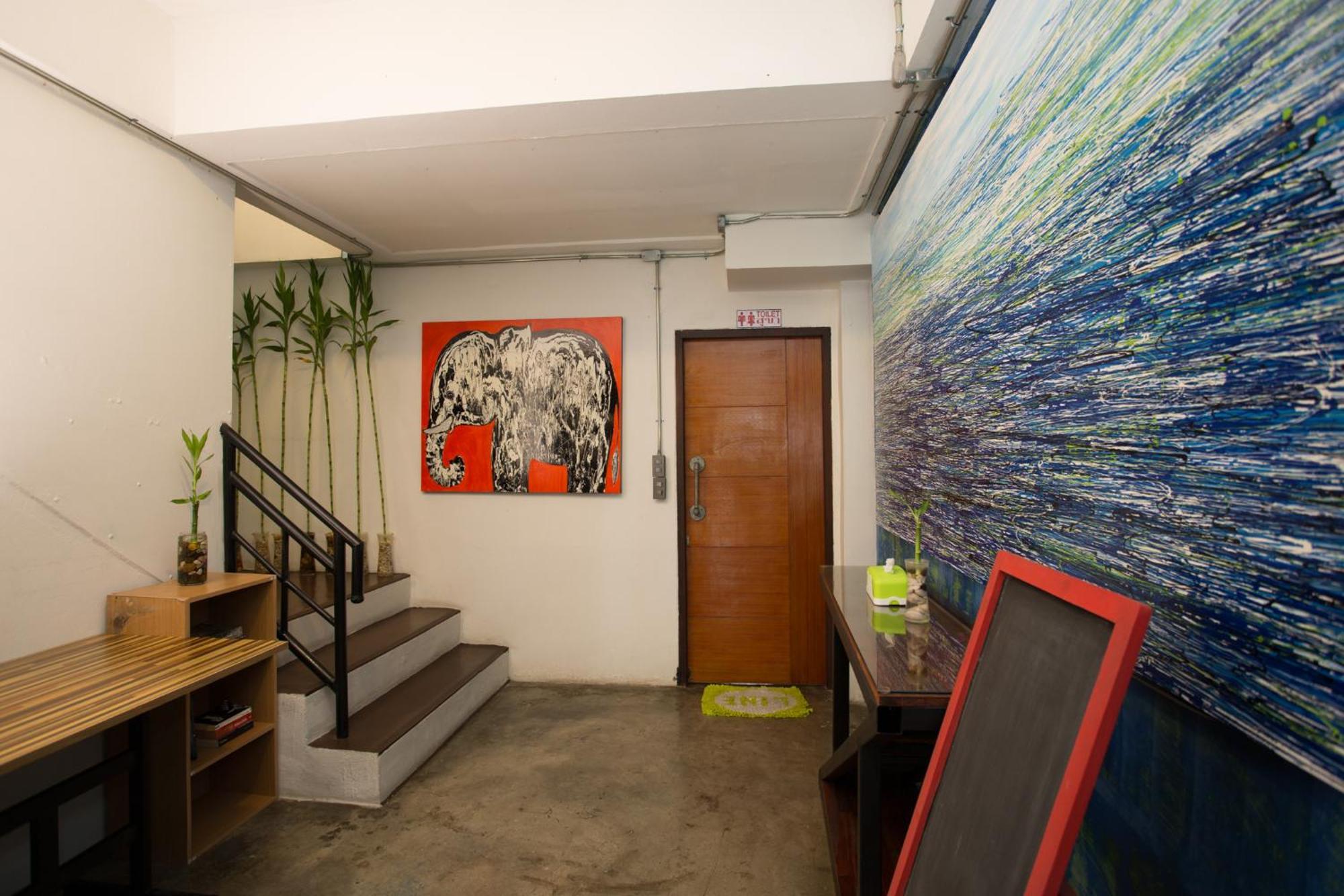 Zz Hostel Chiang Mai Bagian luar foto