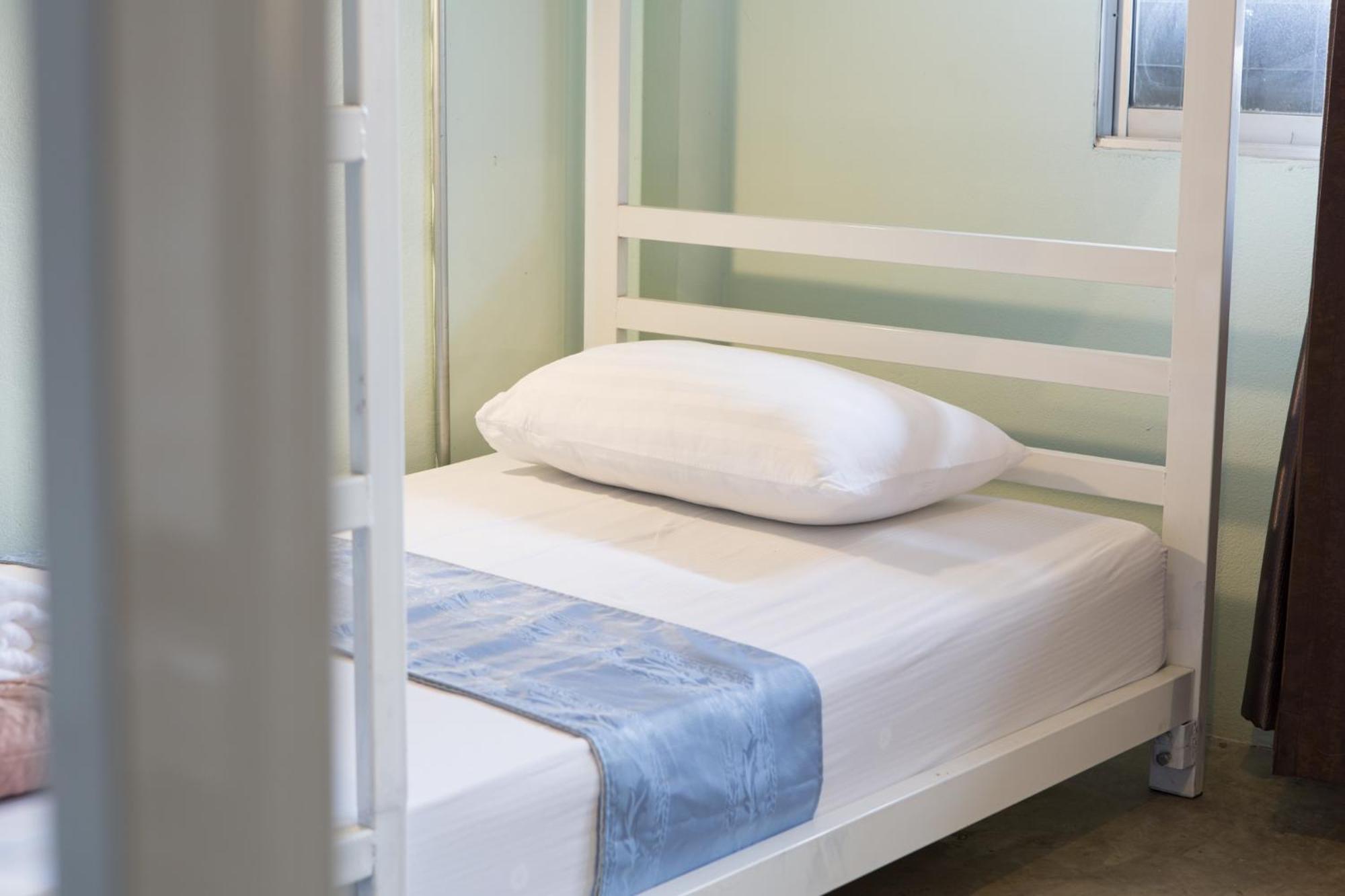 Zz Hostel Chiang Mai Bagian luar foto