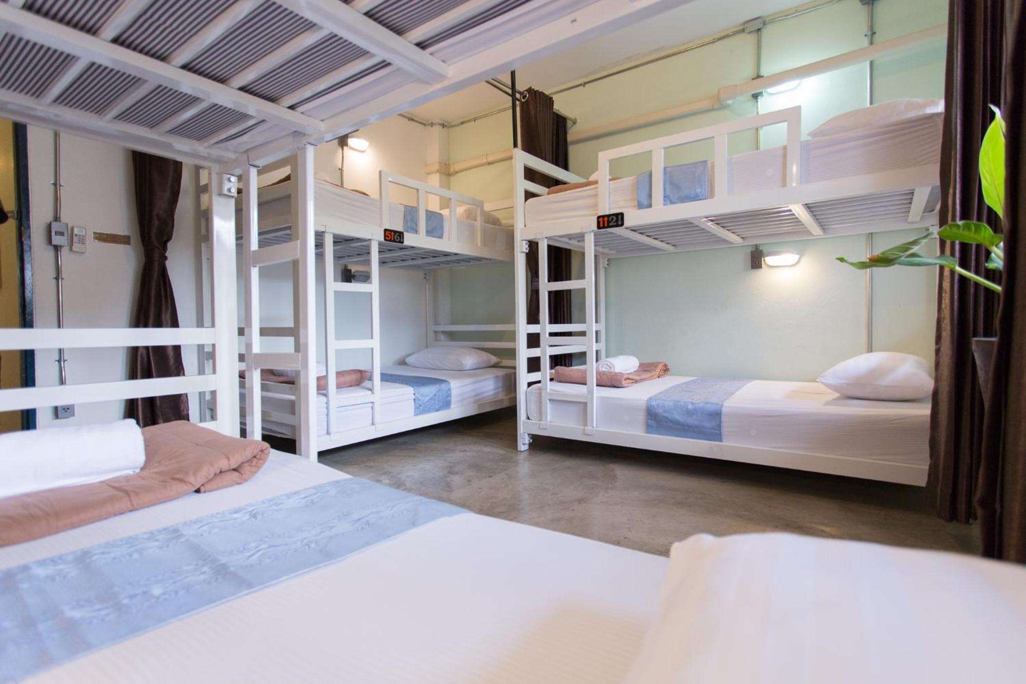 Zz Hostel Chiang Mai Bagian luar foto