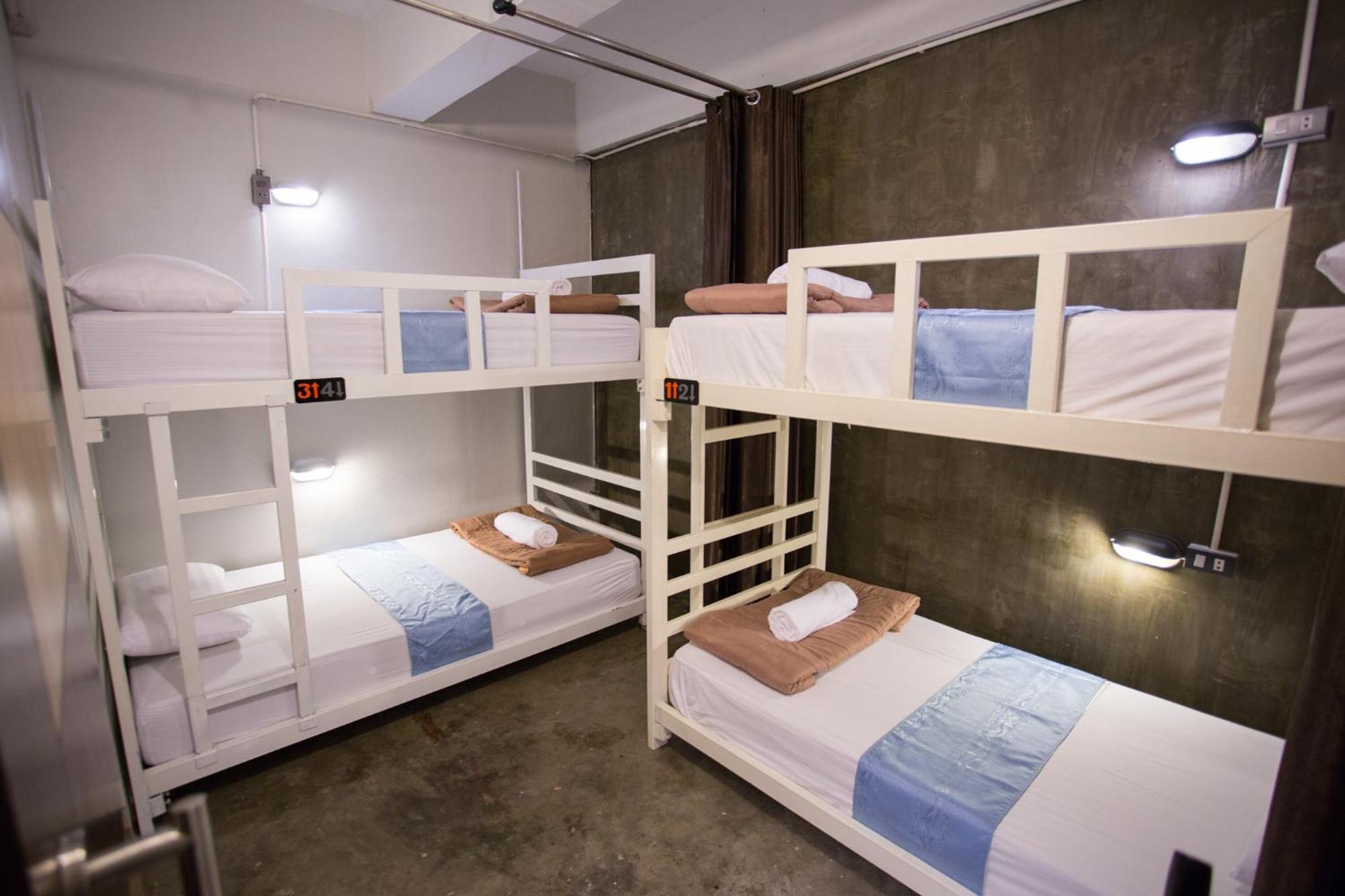 Zz Hostel Chiang Mai Bagian luar foto