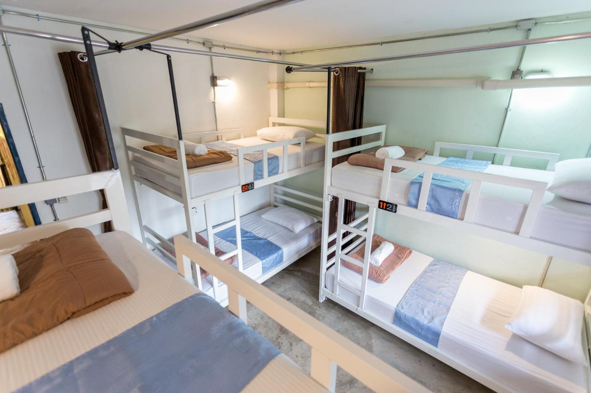 Zz Hostel Chiang Mai Bagian luar foto
