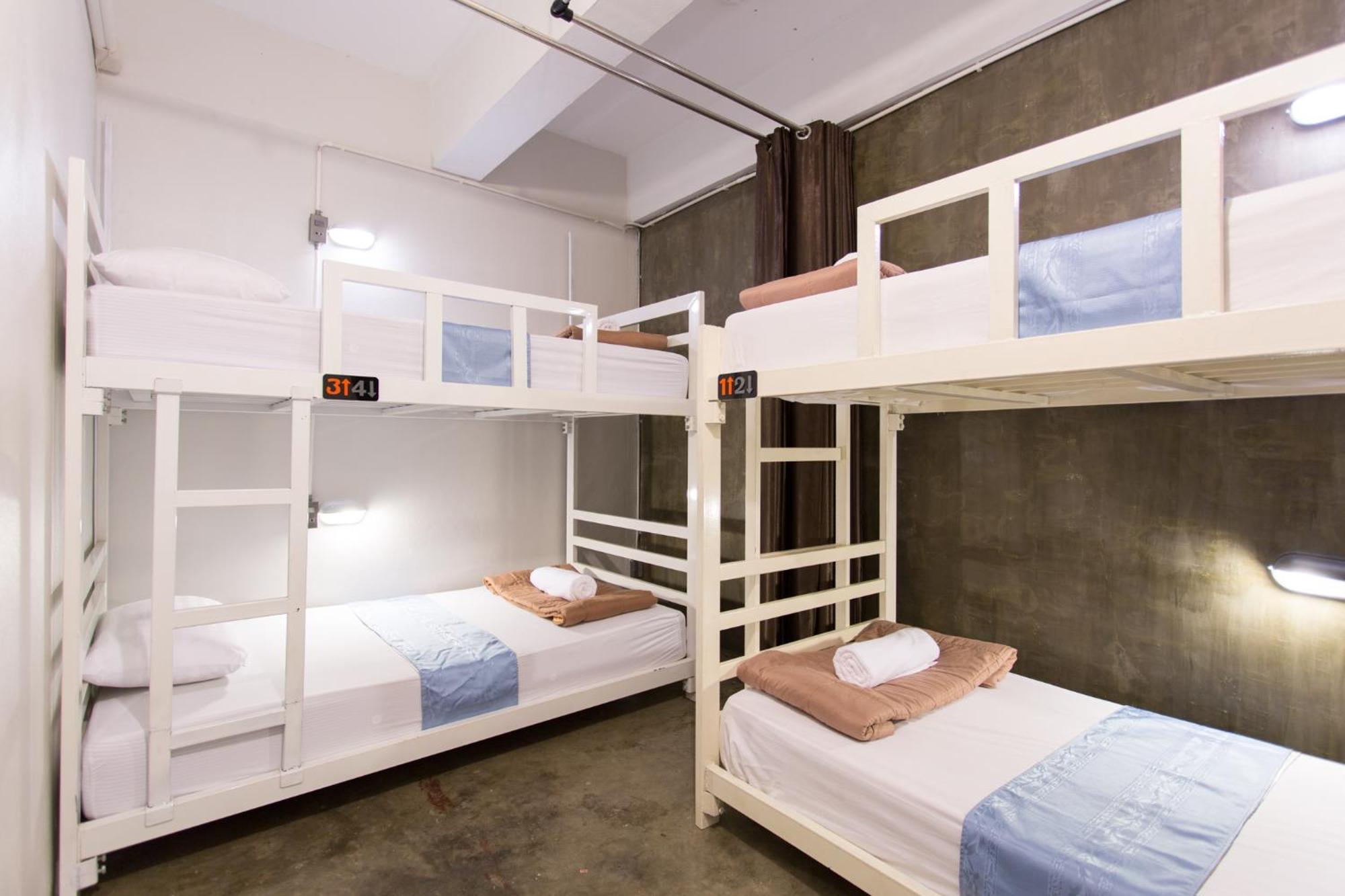 Zz Hostel Chiang Mai Bagian luar foto