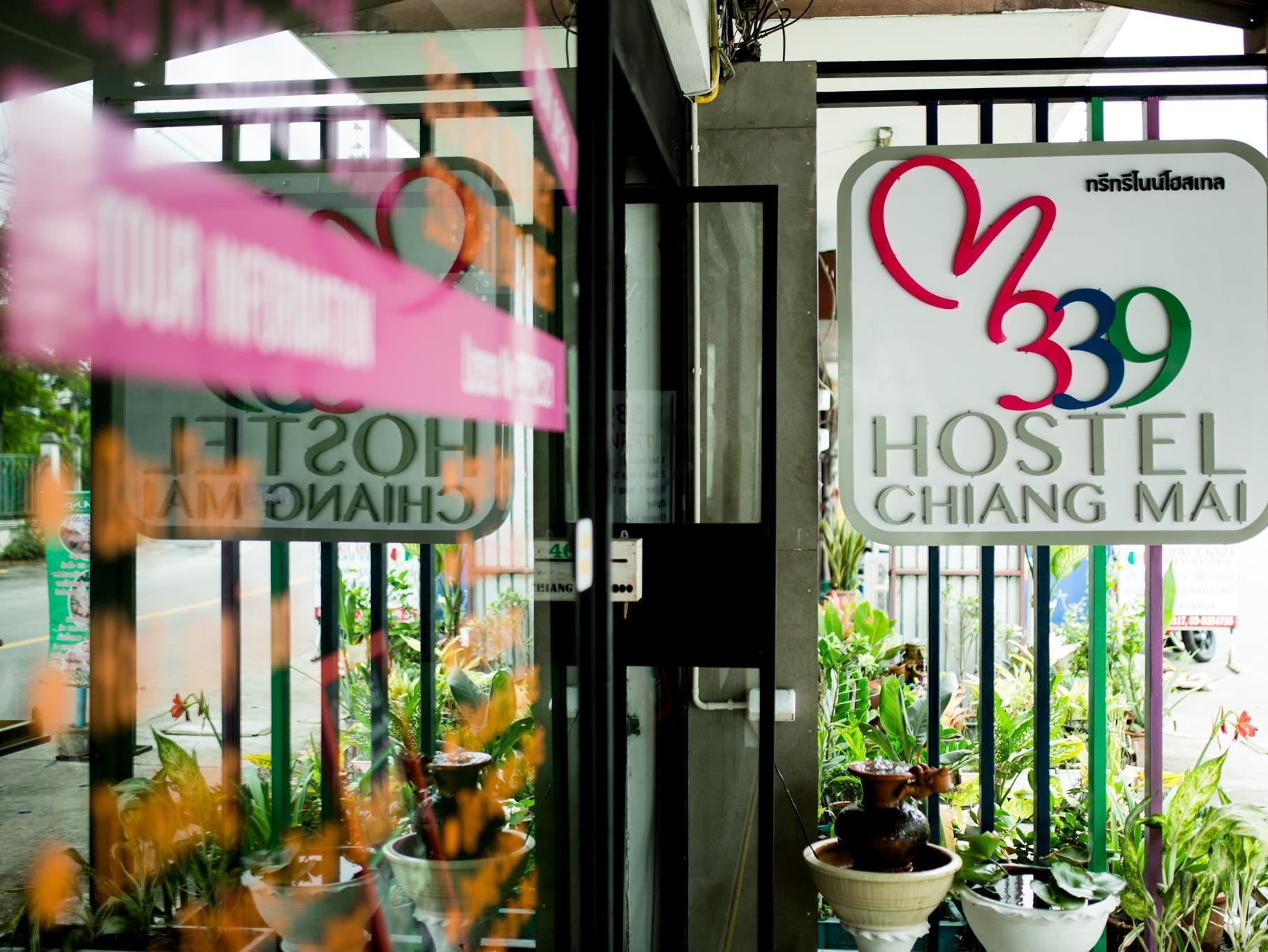 Zz Hostel Chiang Mai Bagian luar foto