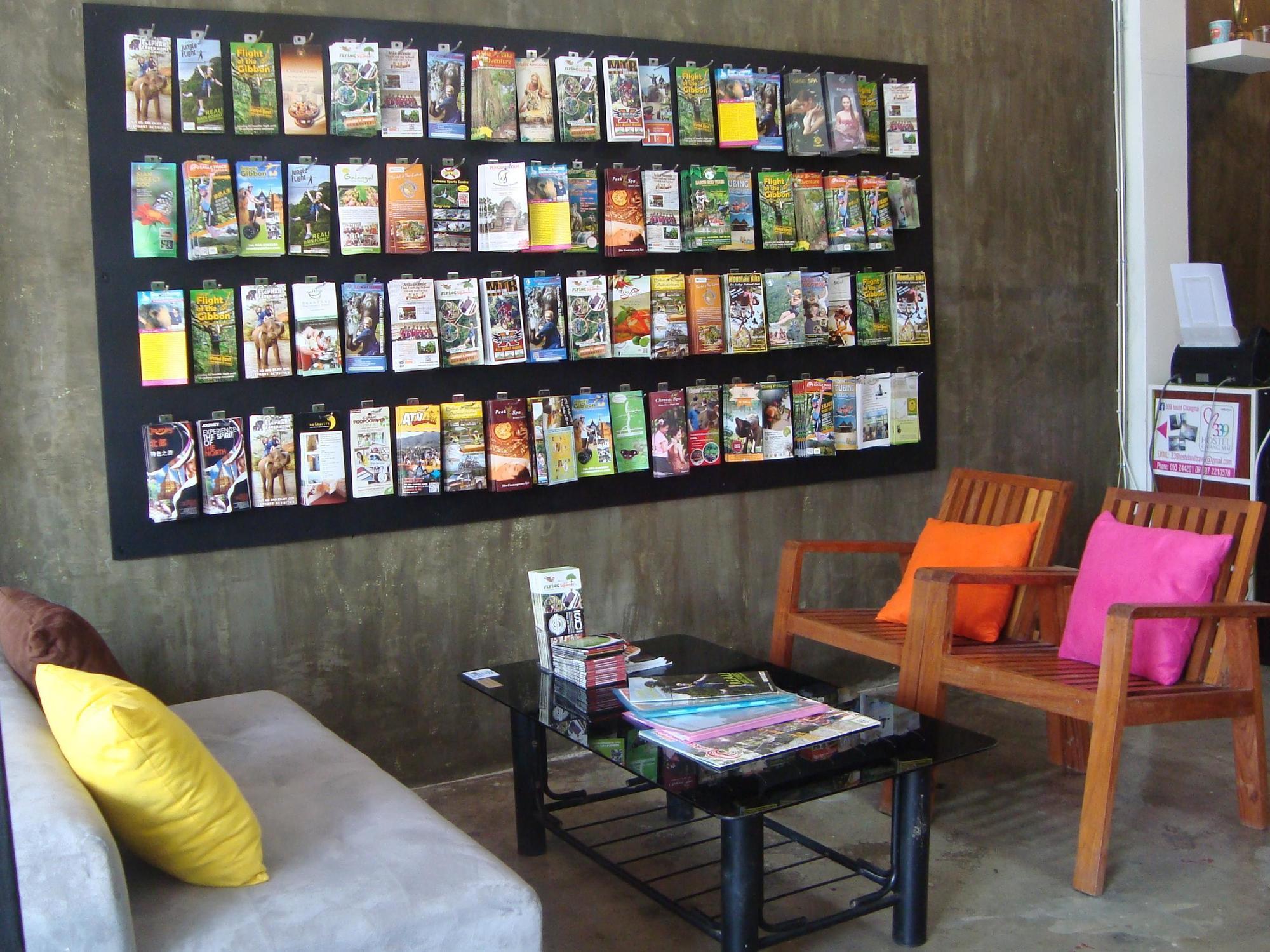 Zz Hostel Chiang Mai Bagian luar foto